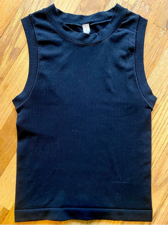 Athleta Tops - Athleta Black Ribbed Sleeveless Cropped Tank. Spring, summer workout. Minimalist